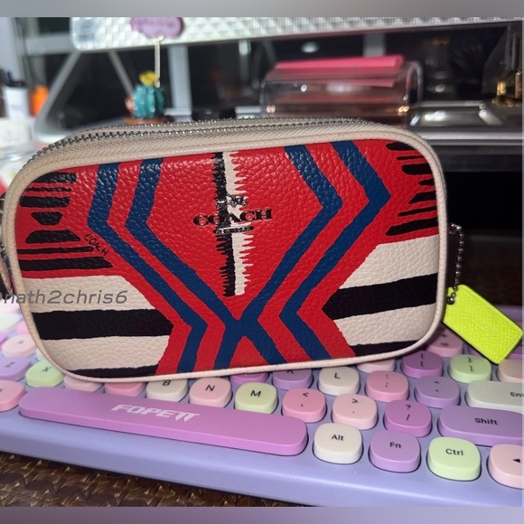 Coach x Coachella Fire Dance Leather Camera/Crossbody Bag. Lmt. Ed. (Vary rare) - Picture 5 of 16